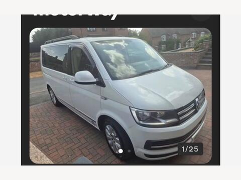 Volkswagen Caravelle MPV 2.0 TDI BlueMotion Tech Executive DSG Euro 6 (s/s) 5dr