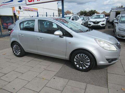 Vauxhall Corsa Hatchback 1.4i 16v Club 5dr