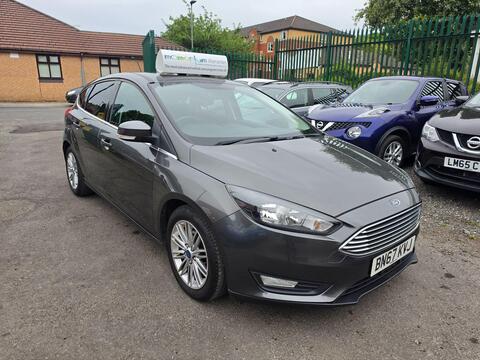 Ford Focus Hatchback 1.0T EcoBoost Zetec Edition Euro 6 (s/s) 5dr