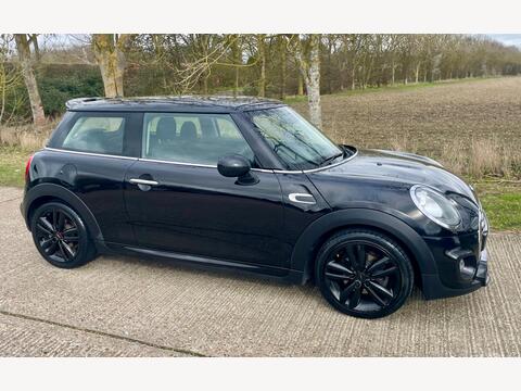 MINI Hatch Hatchback 1.5 Cooper Euro 6 (s/s) 3dr