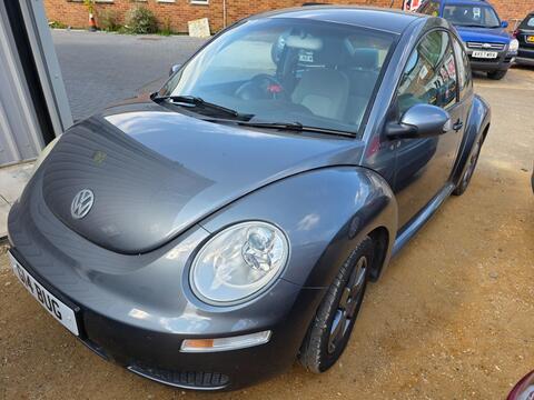 Volkswagen Beetle Hatchback 1.6 Luna Euro 4 3dr