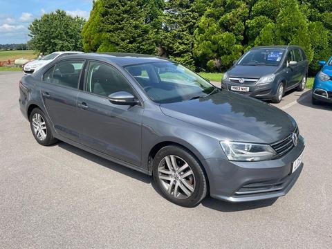 Volkswagen Jetta Saloon 2.0 TDI BlueMotion Tech SE Euro 6 (s/s) 4dr