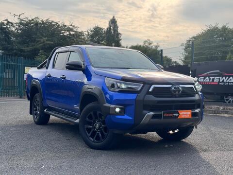 Toyota Hilux Pickup 2.8 D-4D Invincible X Auto 4WD Euro 6 (s/s) 4dr