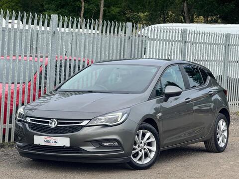 Vauxhall Astra Hatchback 1.6 CDTi ecoTEC BlueInjection Tech Line Nav Euro 6 (s/s) 5dr