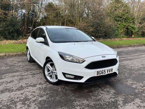 Ford Focus Hatchback 1.0T EcoBoost Zetec Euro 6 (s/s) 5dr