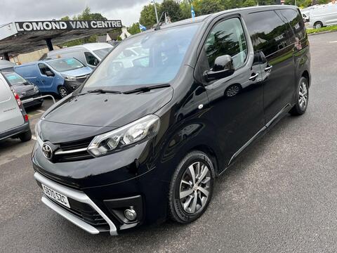 Toyota PROACE Verso MPV 2.0D Family Medium MPV MWB Euro 6 (s/s) 5dr (8 Seat)