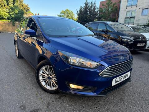 Ford Focus Hatchback 1.0T EcoBoost Zetec Edition Euro 6 (s/s) 5dr