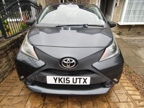 2015 Toyota AYGO, photograph 4