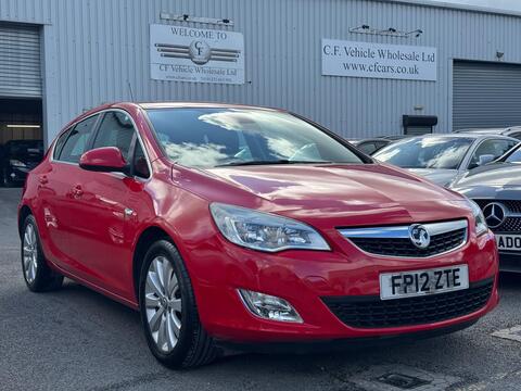 Vauxhall Astra Hatchback 1.7 CDTi Elite Euro 5 5dr