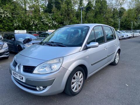 Renault Scenic MPV 1.6 VVT Dynamique 5dr