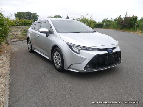 Toyota Corolla Estate 1.8 VVT-h Design Touring Sports CVT Euro 6 (s/s) 5dr