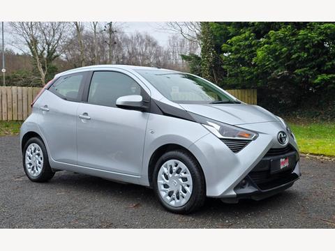 Toyota AYGO Hatchback 1.0 VVT-i x-play Euro 6 (s/s) 5dr
