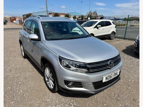 Volkswagen Tiguan SUV 2.0 TDI BlueMotion Tech SE 4WD Euro 5 (s/s) 5dr