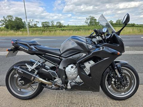 Yamaha FZ1 Sports Tourer 1000 FZ1