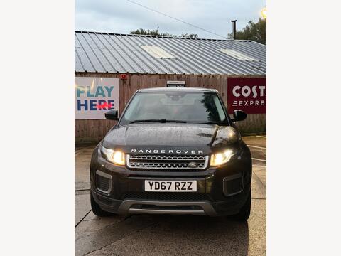 2017 Land Rover Range Rover Evoque, photograph 4