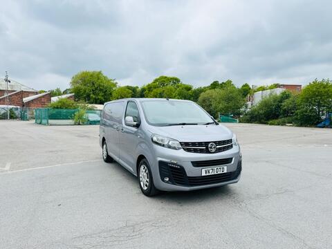 Vauxhall Vivaro Panel Van 2.0 Turbo D 3100 Sportive L2 H1 Euro 6 (s/s) 5dr