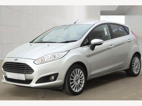 Ford Fiesta Hatchback 1.6 Titanium Powershift Euro 5 5dr