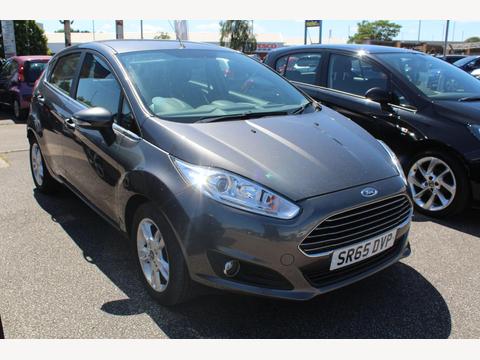 Ford Fiesta Hatchback 1.25 Zetec Euro 6 5dr