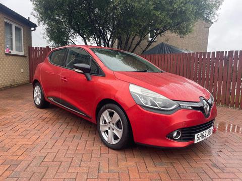 Renault Clio Hatchback 1.2 16V Dynamique MediaNav Euro 5 5dr