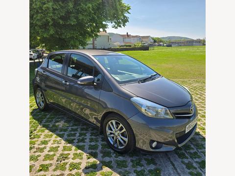 Toyota Yaris Hatchback 1.4 D-4D Icon Plus Euro 5 5dr
