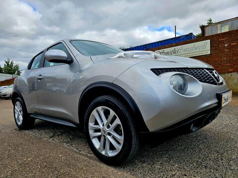 Nissan Juke SUV 1.6 Acenta Euro 5 (s/s) 5dr
