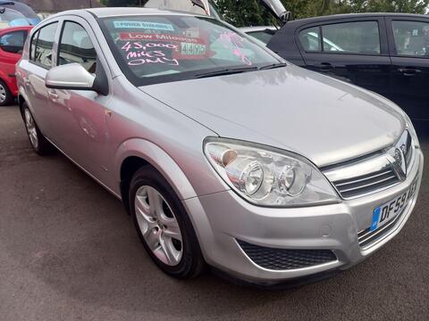 Vauxhall Astra Hatchback 1.4i 16v Active 5dr