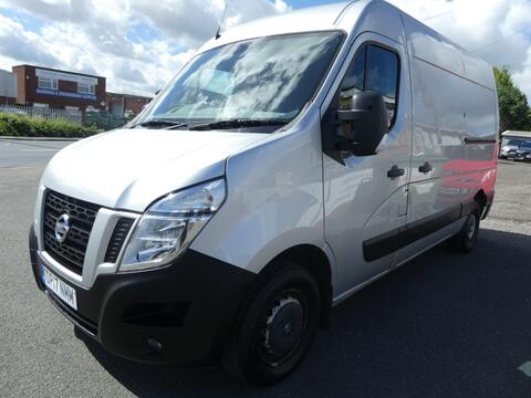 Nissan NV400 Panel Van 2.3 dCi 33 SE FWD L2 H2 Euro 6 5dr