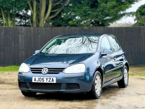 Volkswagen Golf Hatchback 1.6 FSI S 5dr