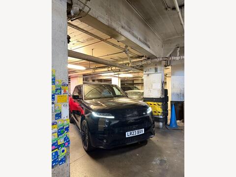 Land Rover Range Rover Sport SUV 3.0 P400 MHEV Dynamic SE Auto 4WD Euro 6 (s/s) 5dr