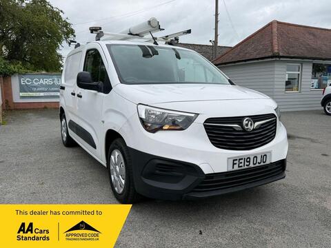 Vauxhall Combo Panel Van 1.6 Turbo D 2300 Edition L1 H1 Euro 6 (s/s) 4dr