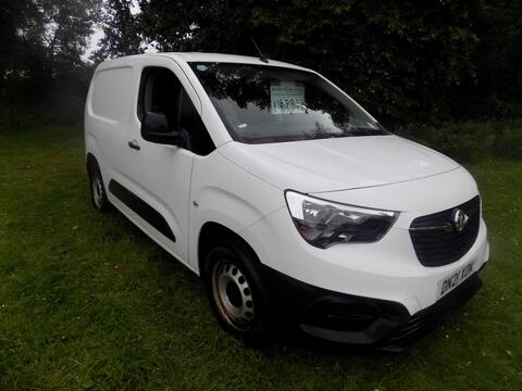 Vauxhall Combo Panel Van 1.5 Turbo D 2300 Dynamic L1 H1 Euro 6 4dr
