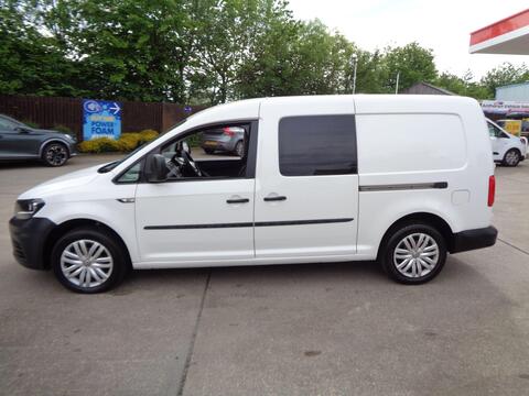 Volkswagen Caddy Maxi Combi Van 2.0 TDi C20 Maxi FWD 5dr (Window)