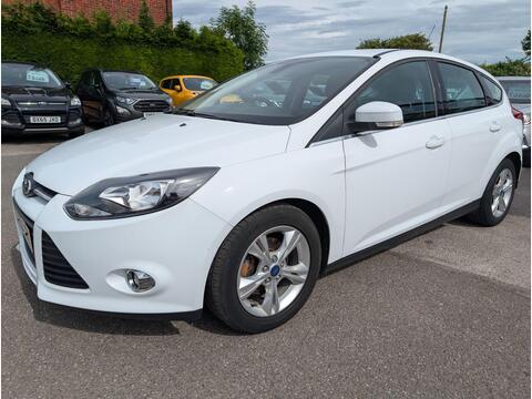 Ford Focus Hatchback 1.6 TDCi Zetec Euro 5 (s/s) 5dr