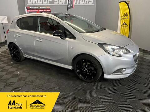 Vauxhall Corsa Hatchback 1.4i ecoTEC SRi VX Line Nav Black Euro 6 5dr