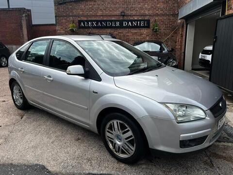 Ford Focus Hatchback 1.6 Ghia 5dr