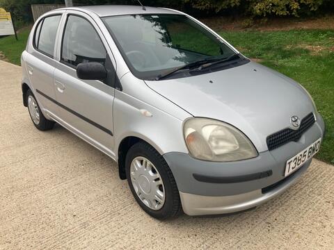 Toyota Yaris Hatchback 1.0 VVT-i 16v GS 5dr