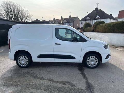 Vauxhall Combo Panel Van 1.5 Turbo D 2300 Sportive L1 H1 Euro 6 4dr