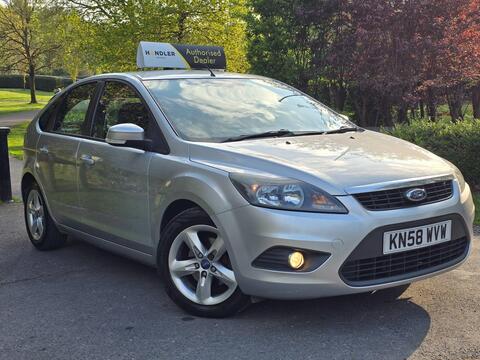 Ford Focus Hatchback 1.6 Zetec 5dr