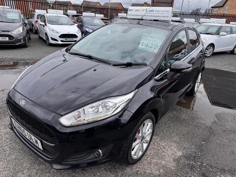Ford Fiesta Hatchback 1.0T EcoBoost Titanium Euro 6 (s/s) 5dr