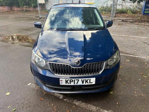 2017 Skoda Fabia, photograph 2