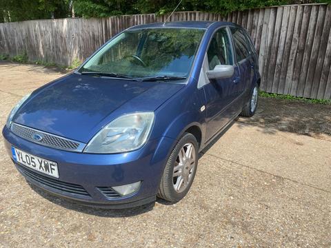 Ford Fiesta Hatchback 1.6 Ghia 5dr