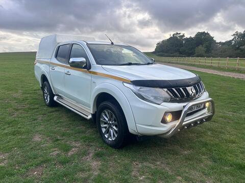 Mitsubishi L200 Pickup 2.4 DI-D DC Titan 4WD Euro 6 4dr