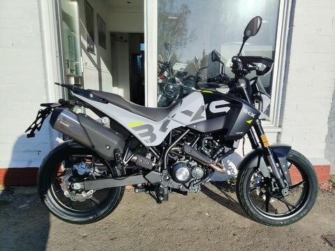 Benelli BKX 125 Adventure 125 Euro 5
