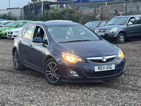 Vauxhall Astra Hatchback 1.7 CDTi SRi Euro 5 5dr