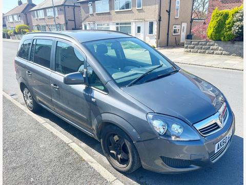 Vauxhall Zafira MPV 1.9 CDTi Exclusiv Auto Euro 4 5dr