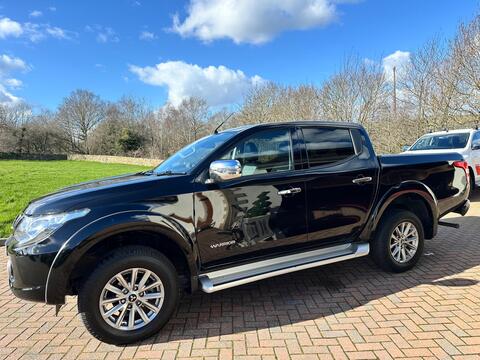 Mitsubishi L200 Pickup 2.4 DI-D DC Warrior 4WD Euro 6 4dr