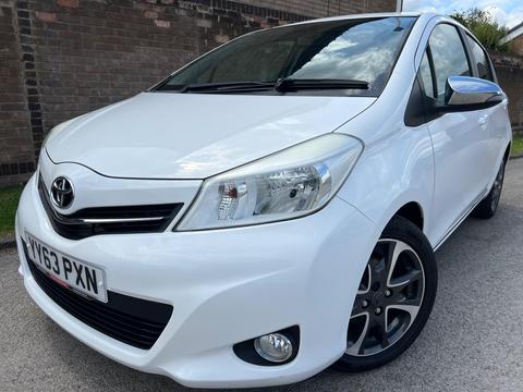 Toyota Yaris Hatchback 1.33 Dual VVT-i Trend Euro 5 5dr