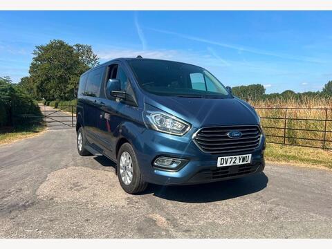 Ford Tourneo Custom Minibus 2.0 320 EcoBlue Zetec Auto L1 Euro 6 (s/s) 5dr