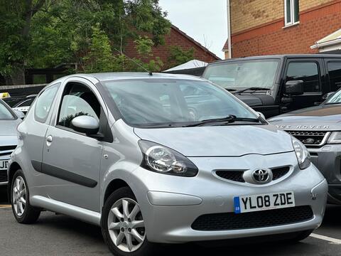 Toyota AYGO Hatchback 1.0 VVT-i Platinum Euro 4 3dr