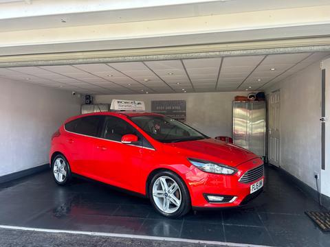 Ford Focus Hatchback 1.0T EcoBoost Titanium Euro 6 (s/s) 5dr